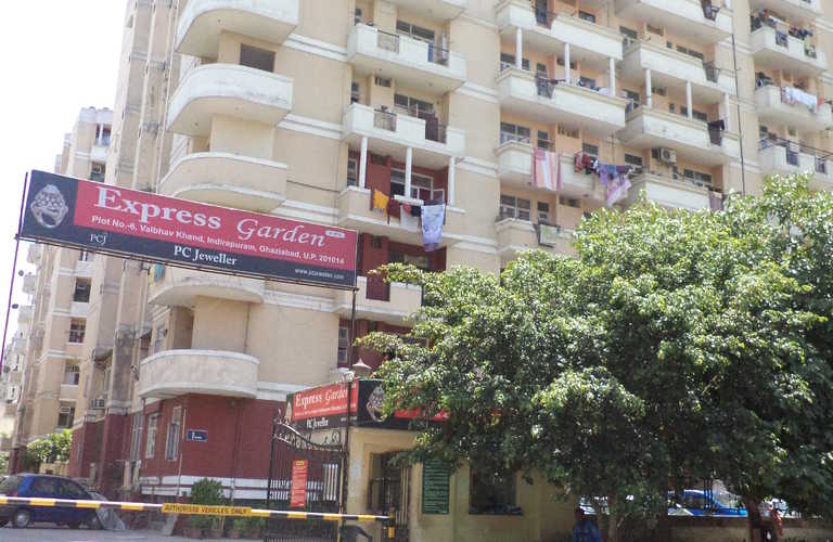 Apartment for Rent at Express Garden, Indirapuram, Ghaziabad